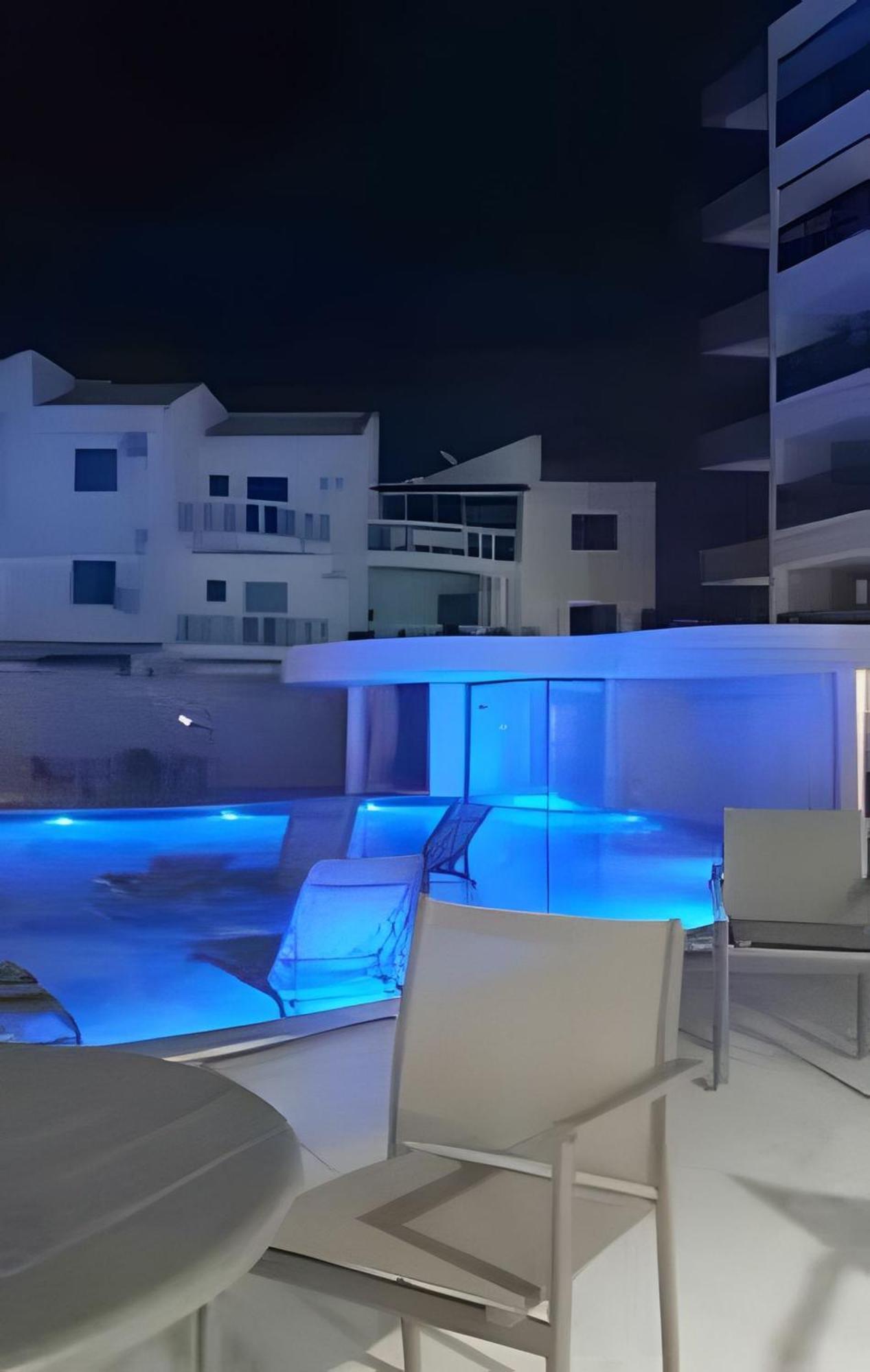 Apartamentos De 2 Quartos Com Piscina Na Praia Dos Anjos Arraial do Cabo Exteriér fotografie